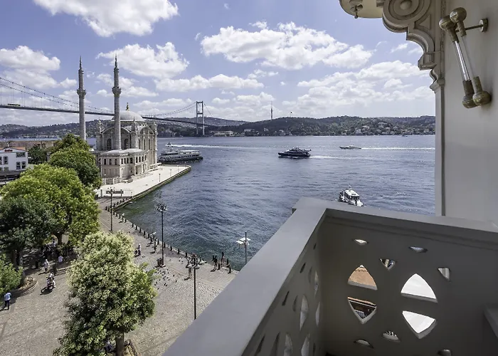 The Bosphorus Отель Стамбул